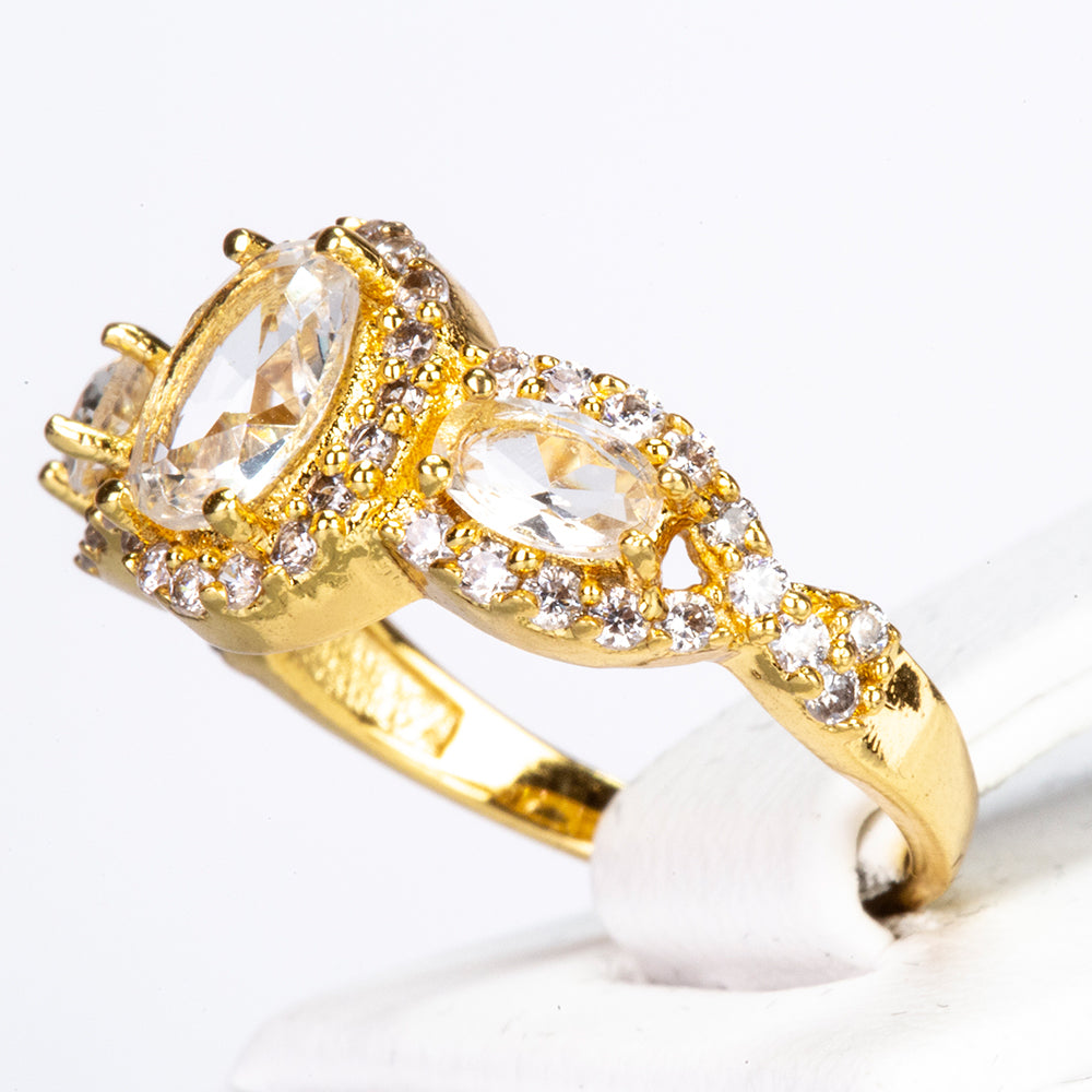 Ring aus goldplattierterr Legierung mit weißem Emporia® Kristall 2 