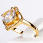 Ring aus goldplattierterr Legierung mit weißem Emporia® Kristall