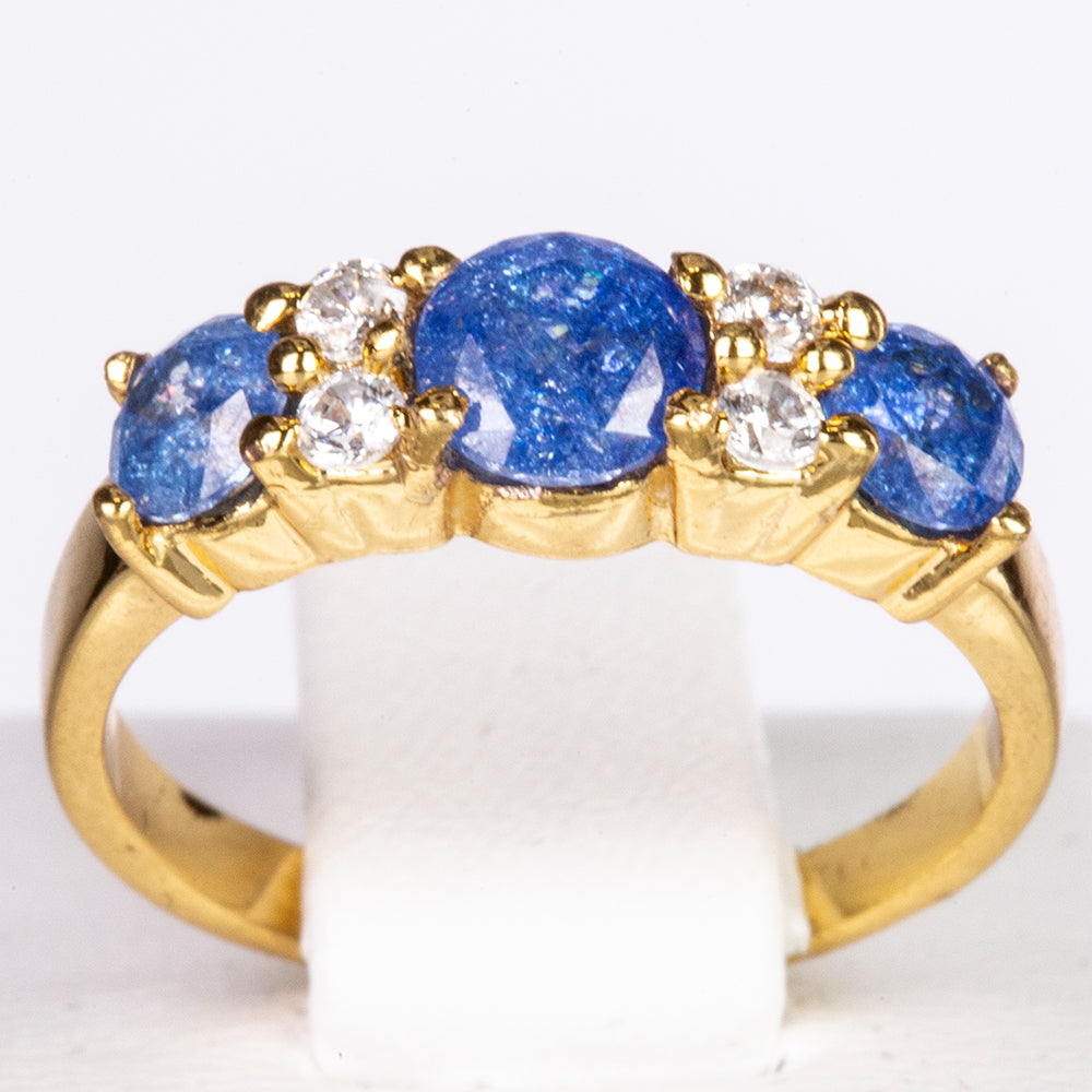 Ring aus goldplattierterr Legierung mit blauem Emporia®-Kristall und weißem Emporia® Kristall 1 