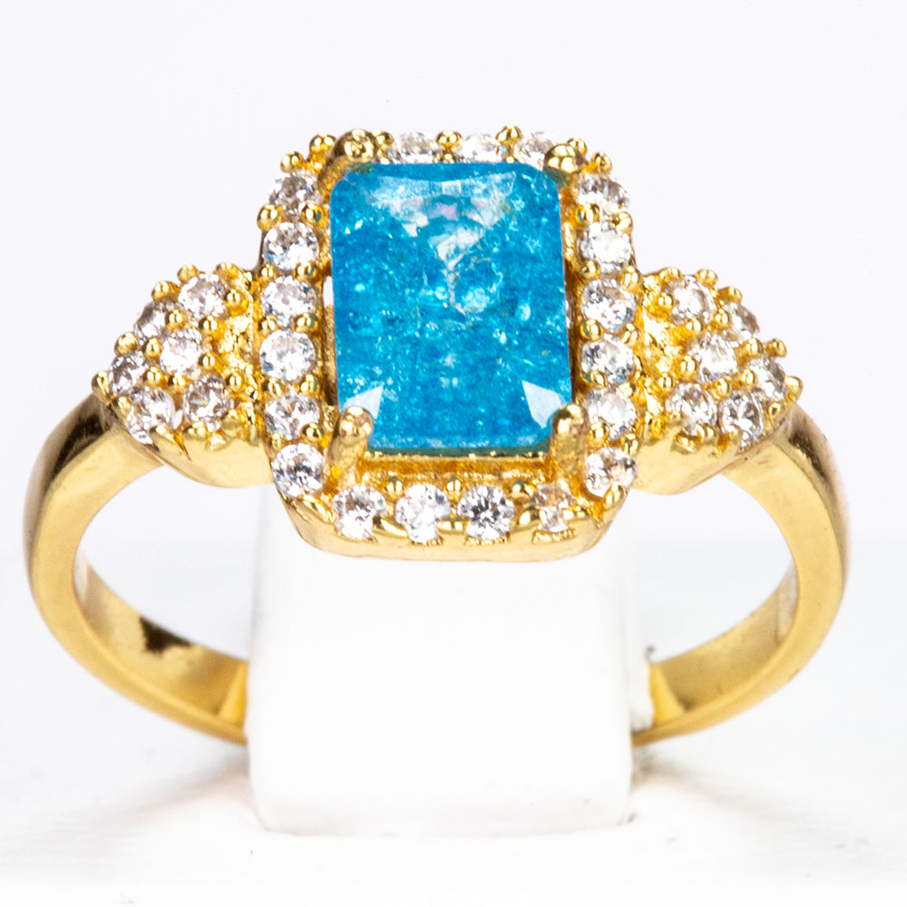 Ring aus goldplattierterr Legierung mit blauem Emporia®-Kristall und weißem Emporia® Kristall