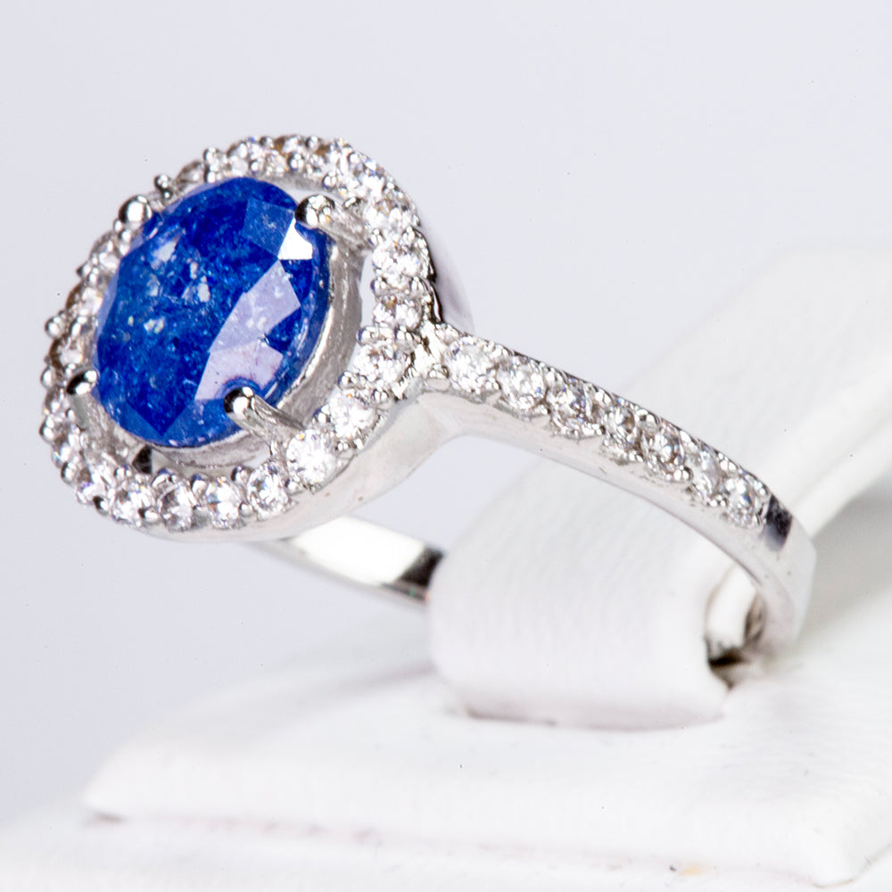 Ring aus goldplattierterr Legierung mit blauem Emporia®-Kristall und weißem Emporia® Kristall 2 