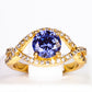 Ring aus goldplattierterr Legierung mit blauem Emporia®-Kristall und weißem Emporia® Kristall