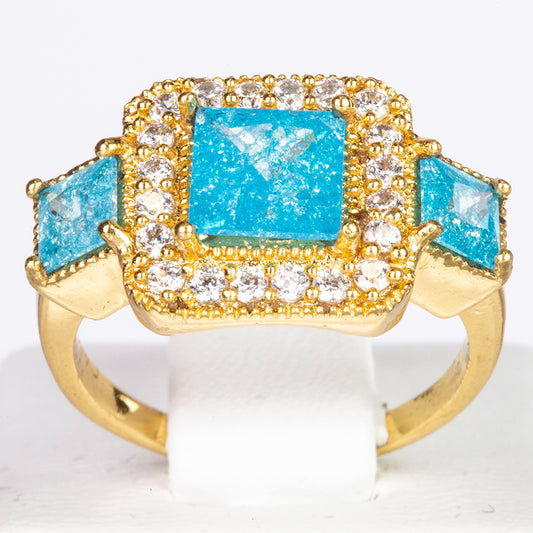 Ring aus goldplattierterr Legierung mit blauem Emporia®-Kristall und weißem Emporia® Kristall
