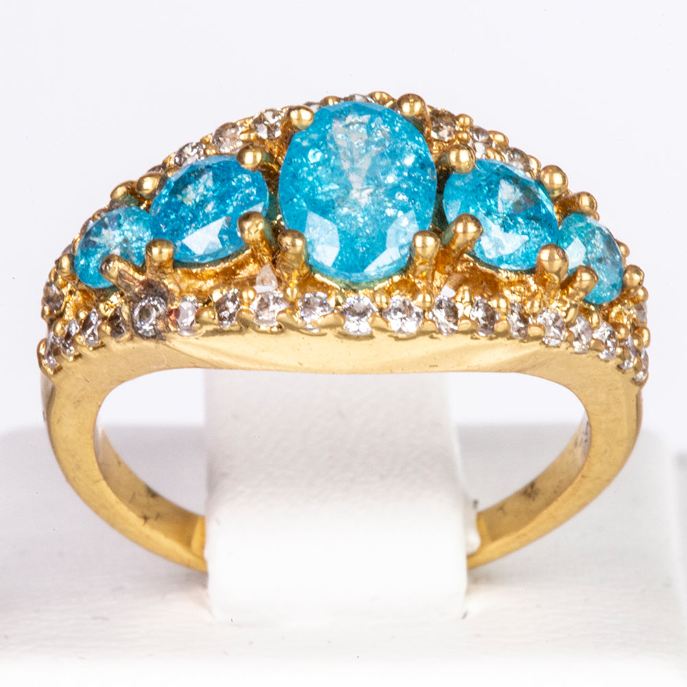 Ring aus goldplattierterr Legierung mit blauem Emporia®-Kristall und weißem Emporia® Kristall