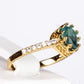 Ring aus goldplattierterr Legierung mit blauem Emporia®-Kristall und weißem Emporia® Kristall