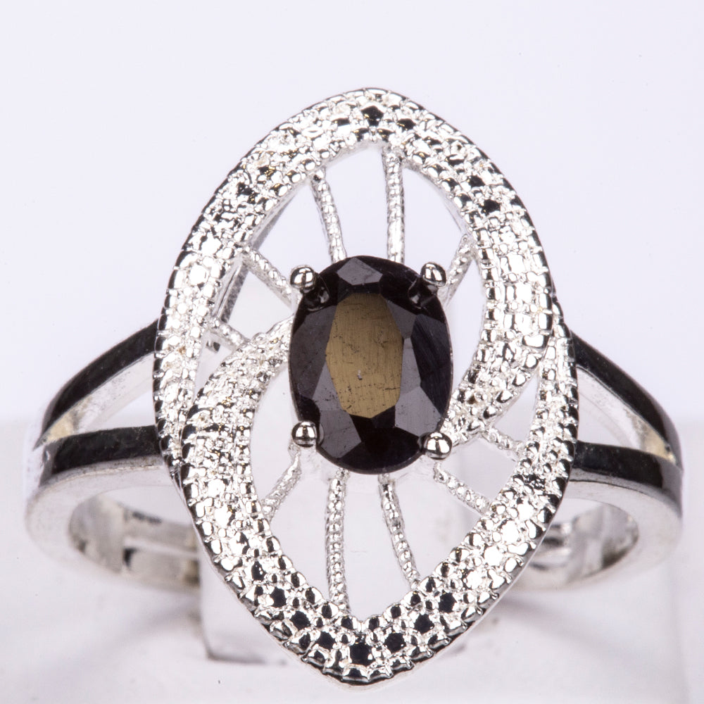 Ring aus goldplattierterr Legierung mit Saphir 1 