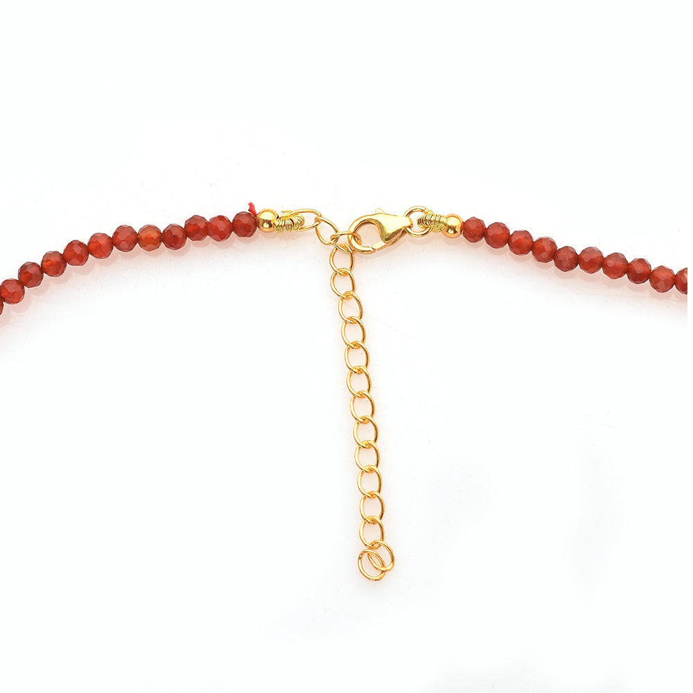 Goldplattierte Silberhalskette mit rotem Onyx