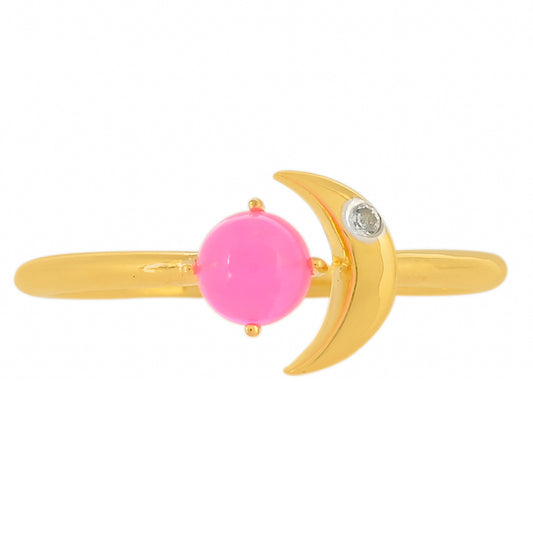 Goldplattierter Silberring mit äthiopischem neon pink Opal und weißem Topas