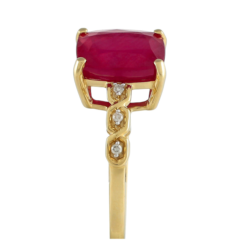Goldring mit Thai Rubin und weißem Diamant 3 