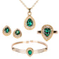 Schmuckgarnitur aus aus goldplattierter Legierung mit grünem Emporia® Kristall