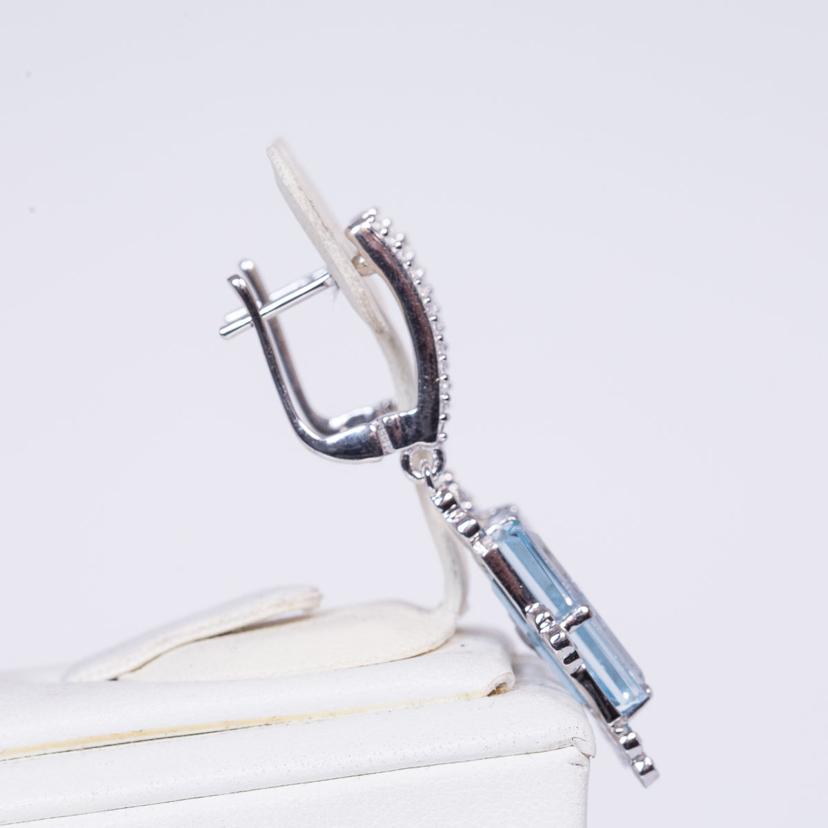 Silberohrringe mit himmelblauem Topas und weißem Topas 2 