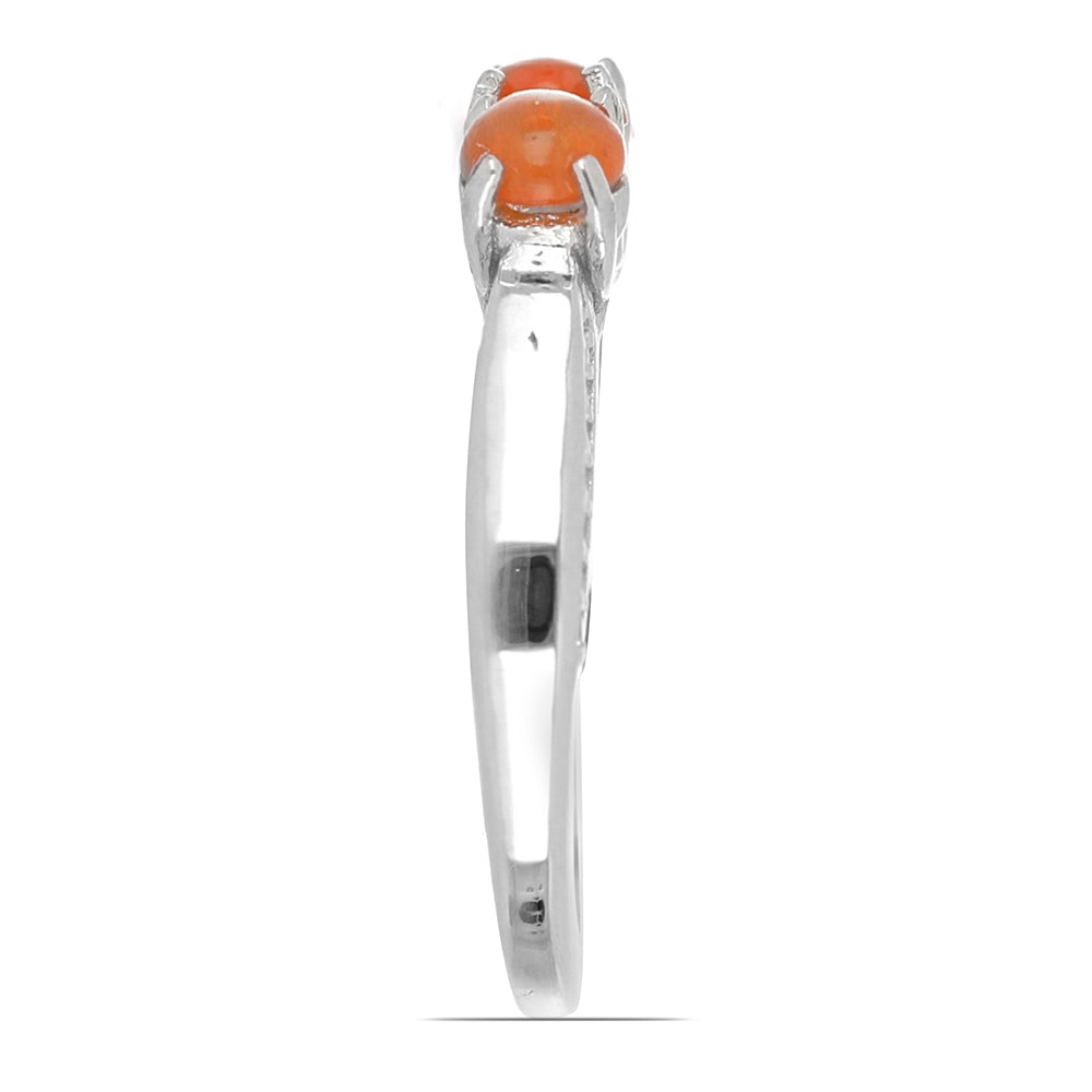 Silberring mit orangefarbenem Opal aus Lega Dembi und weißem Topas