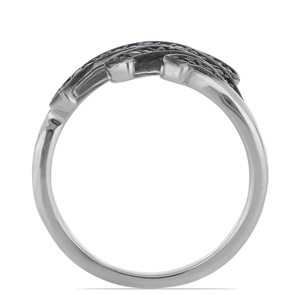 Silberring mit rotem Diamant