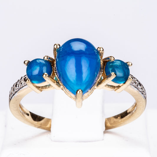 Goldplattierter Silberring mit blauem äthiopischem Opal aus Lega Dembi