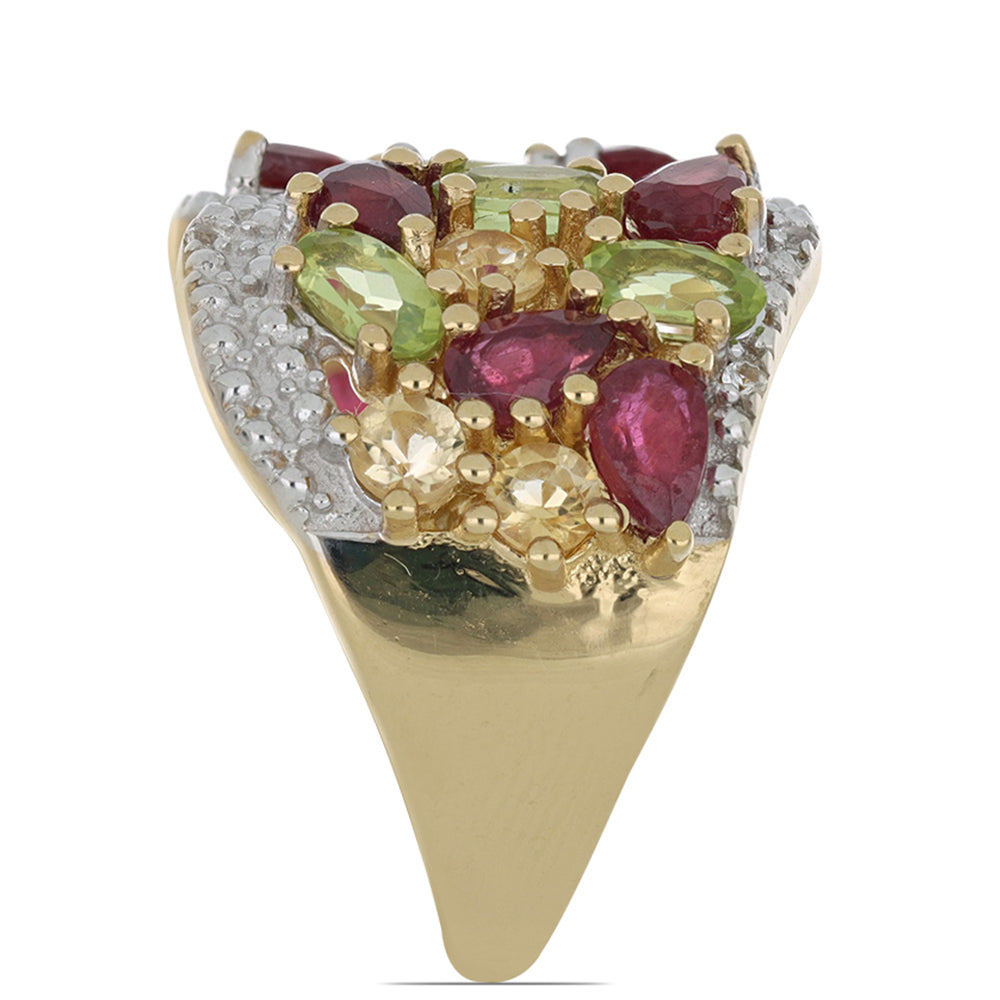 Goldplattierter Silberring mit Rubin aus Madagaskar und Peridot aus Changbai