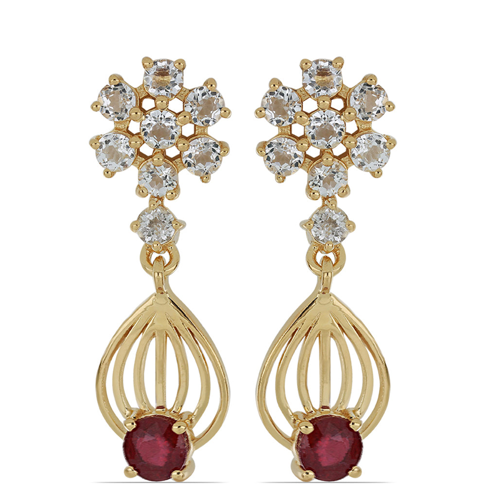 Goldplattierte Silberohrringe mit Rubin aus Madagaskar und weißem Topas