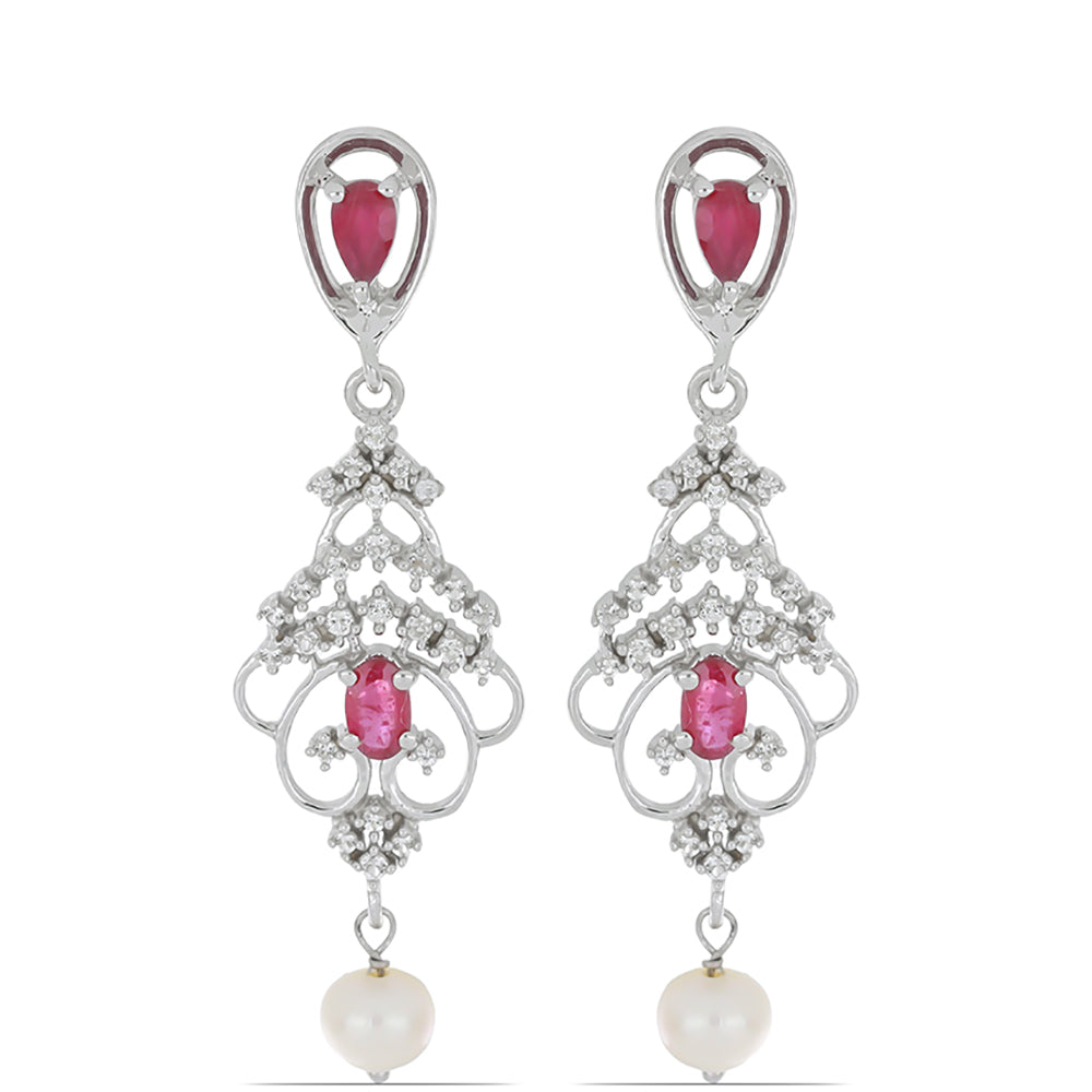 Silberohrringe mit Rubin aus Madagaskar und weißer Süßwasserperle