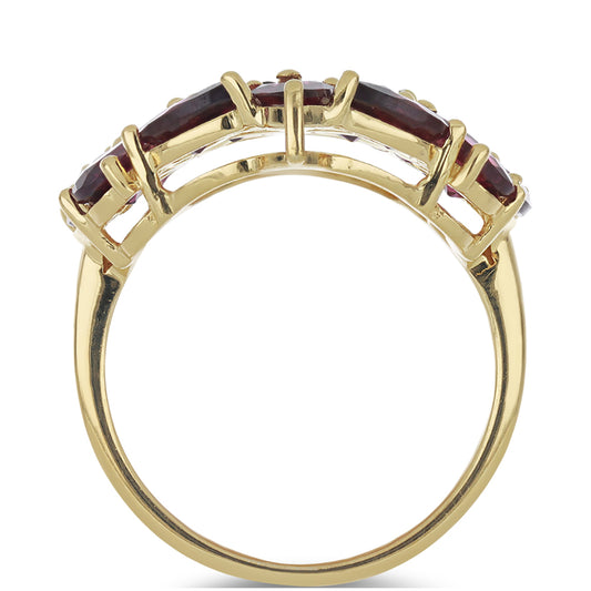 Goldplattierter Silberring mit Rhodolith aus Moatize