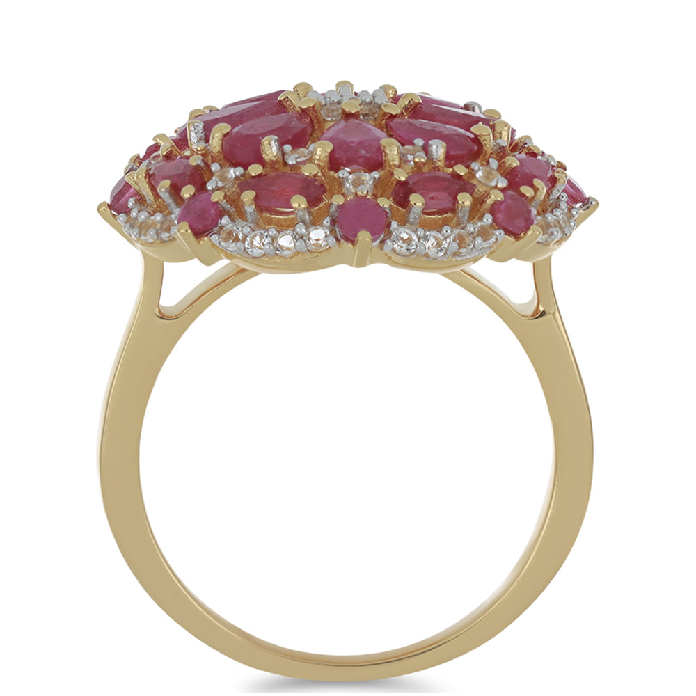 Goldplattierter Silberring mit Rubin aus Madagaskar und weißem Topas