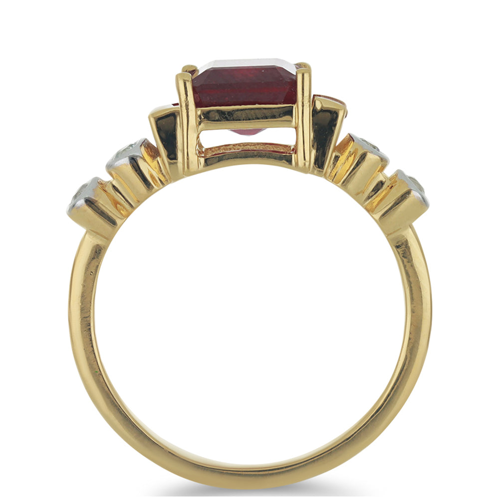 Goldplattierter Silberring mit Rubin aus Madagaskar und weißem Topas